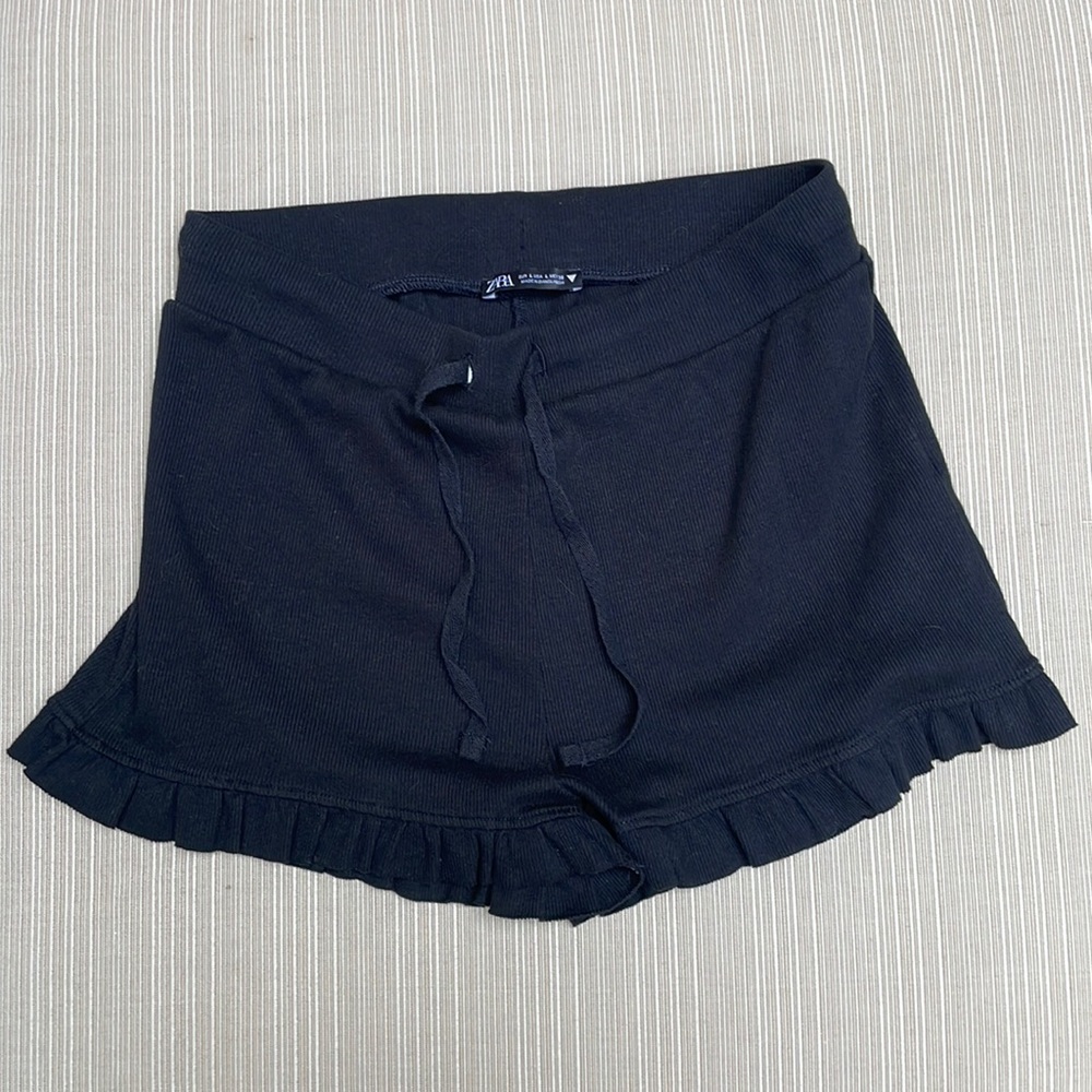 Zara Cotton Shorts - Size Large